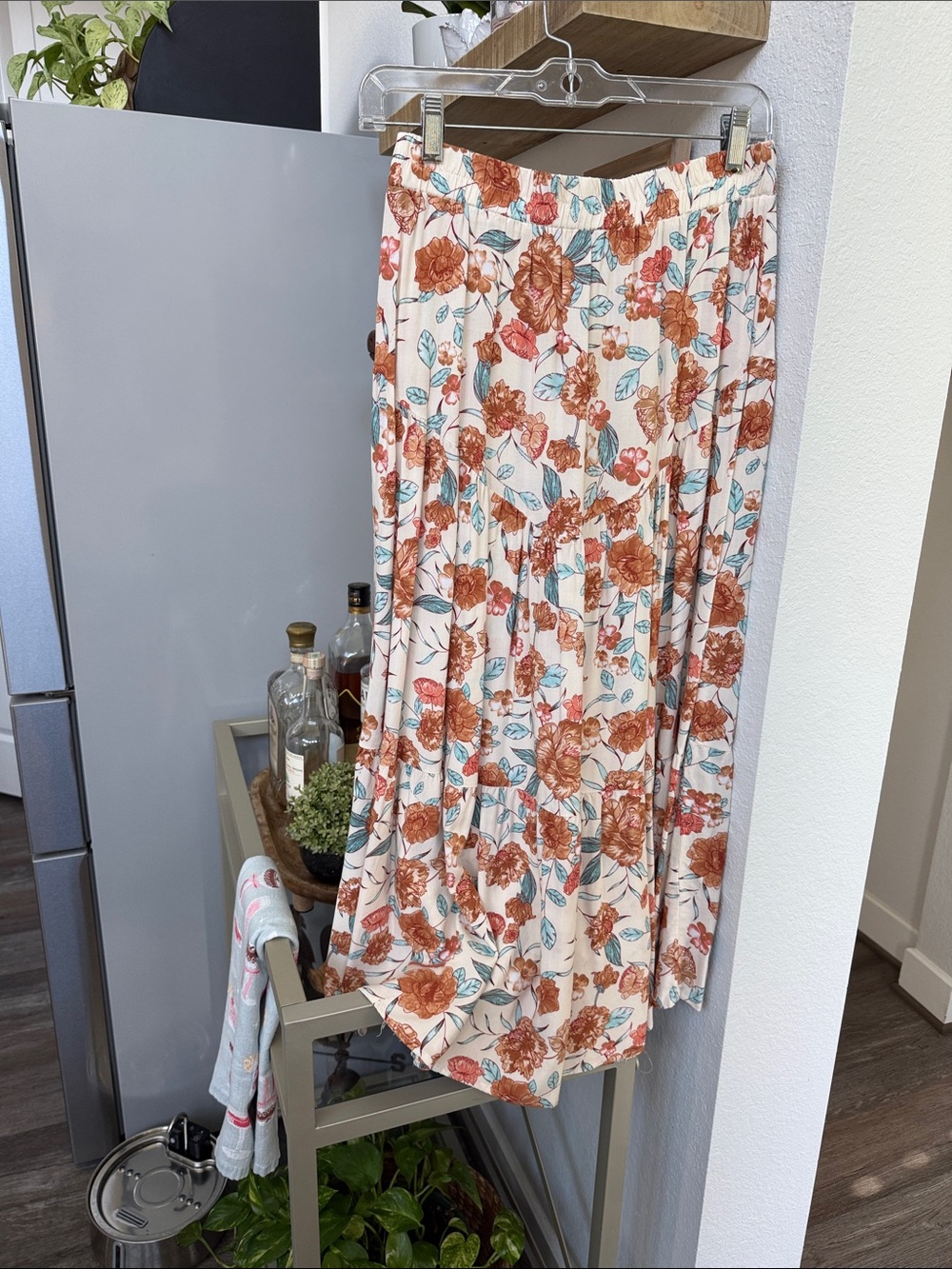 Hayden Floral Tiered Maxi Skirt in Cream and Rust